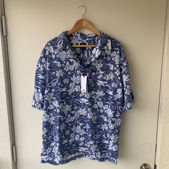 (NWT) Lee Camp Shirt (Surf Blue, size M) - Picture 1 of 7